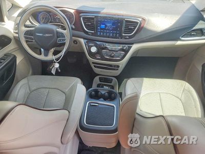 Zdjęcie 8 z 13 samochodu: 2017 CHRYSLER PACIFICA LIMITED VIN:2C4RC1GG8HR643382 - miniatura