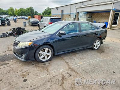 2013 TOYOTA CAMRY SE 4T1BF1FK3DU225562 - główne zdjęcie licytacji z USA - miniatura