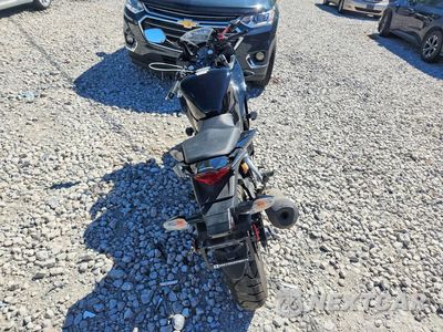 Czwarte zdjęcie samochodu z boku: 2016 HONDA CBR300 R VIN:MLHNC510XG5200175 - miniatura