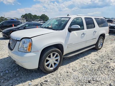 2012 GMC YUKON XL DENALI 1GKS2MEFXCR184245 - główne zdjęcie licytacji z USA - miniatura