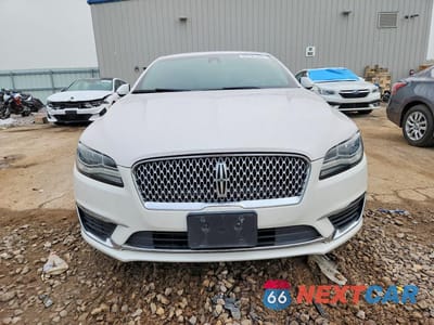 Piąte zdjęcie samochodu w środku: 2017 LINCOLN MKZ RESERVE VIN:3LN6L5EC0HR657437 - miniatura