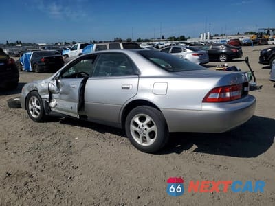 Drugie zdjęcie samochodu z przodu: 2001 LEXUS ES 300 VIN:JT8BF28G615112941 - miniatura