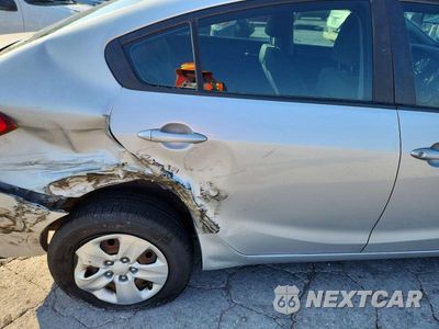 Zdjęcie 10 z 12 samochodu: 2015 KIA FORTE LX VIN:KNAFK4A60F5429145 - miniatura