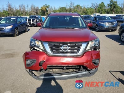 Piąte zdjęcie samochodu w środku: 2017 NISSAN PATHFINDER S VIN:5N1DR2MM6HC692447 - miniatura