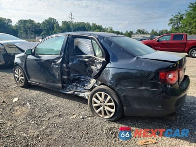 Drugie zdjęcie samochodu z przodu: 2010 VOLKSWAGEN JETTA LIMITED VIN:3VWAZ7AJ1AM102753 - miniatura