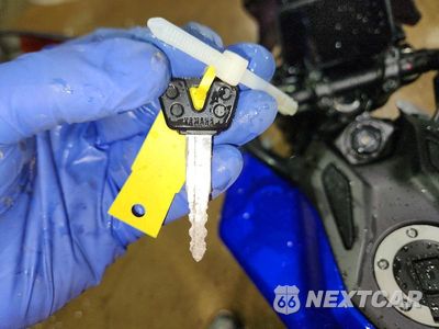 Zdjęcie 8 z 9 samochodu: 2024 YAMAHA MT09 VIN:JYARN94E8RA001807 - miniatura