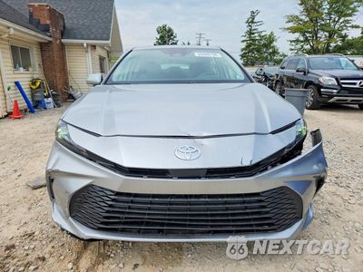 Piąte zdjęcie samochodu w środku: 2026 TOYOTA CAMRY LE VIN:4T1DAACK7TU738176 - miniatura