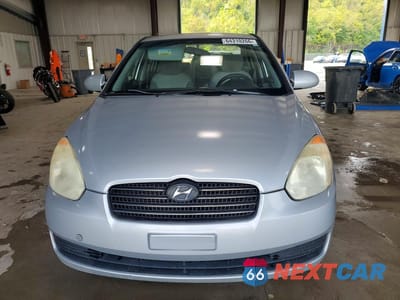 Piąte zdjęcie samochodu w środku: 2009 HYUNDAI ACCENT GLS VIN:KMHCN46C09U340774 - miniatura