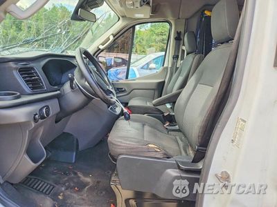 Zdjęcie 7 z 14 samochodu: 2020 FORD TRANSIT VIN:1FBAX2C83LKA23685 - miniatura