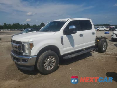2018 FORD F250 SUPER DUTY 1FT7W2B61JEC74032 - główne zdjęcie licytacji z USA - miniatura