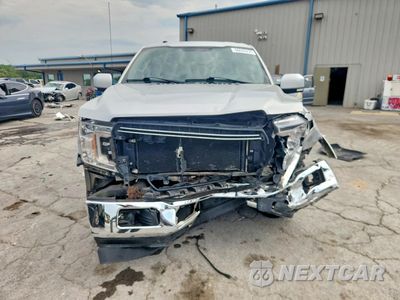 Piąte zdjęcie samochodu w środku: 2018 FORD F150 SUPERCREW VIN:1FTEW1E59JFD54046 - miniatura
