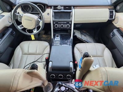 Zdjęcie 8 z 13 samochodu: 2017 LAND ROVER DISCOVERY HSE VIN:SALRRBBK9HA039871 - miniatura