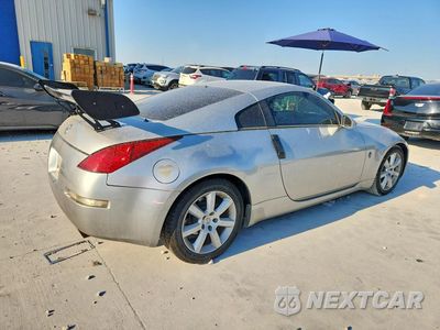 Trzecie zdjęcie samochodu z tyłu: 2005 NISSAN 350Z BASE VIN:JN1AZ34E75M651758 - miniatura