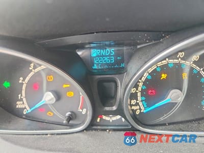 Zdjęcie 9 z 12 samochodu: 2016 FORD FIESTA SE VIN:3FADP4BJ6GM198395 - miniatura