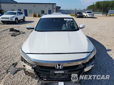Piąte zdjęcie samochodu w środku: 2018 HONDA ACCORD SPORT VIN:1HGCV1F34JA013269 - miniatura