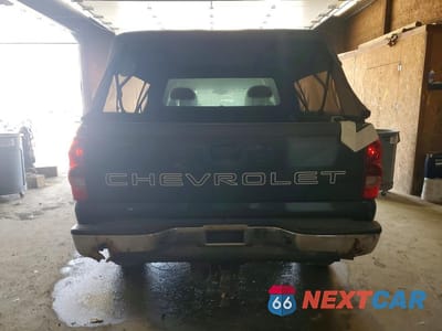 Zdjęcie 6 z 12 samochodu: 2003 CHEVROLET SILVERADO K1500 VIN:1GCEK19V13E298005 - miniatura