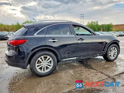 Trzecie zdjęcie samochodu z tyłu: 2016 INFINITI QX70 BASE VIN:JN8CS1MW6GM400549 - miniatura