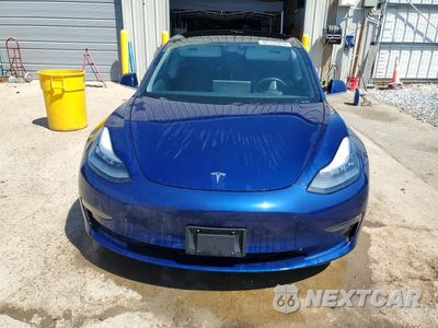 Piąte zdjęcie samochodu w środku: 2019 TESLA MODEL 3 VIN:5YJ3E1EB8KF437666 - miniatura