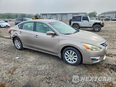 Czwarte zdjęcie samochodu z boku: 2013 NISSAN ALTIMA 2.5 VIN:1N4AL3AP7DN564820 - miniatura