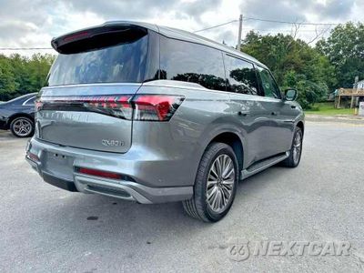 Trzecie zdjęcie samochodu z tyłu: 2025 INFINITI QX80 SENSORY VIN:JN8AZ3DB3S9402007 - miniatura