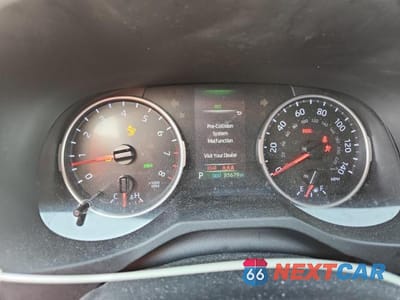 Zdjęcie 9 z 13 samochodu: 2019 TOYOTA RAV4 XLE VIN:JTMW1RFV9KD010570 - miniatura