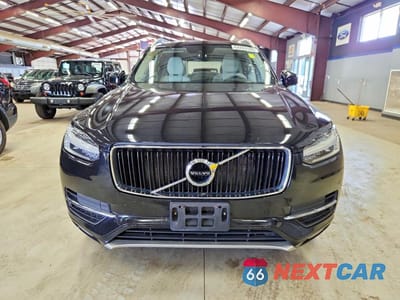 Piąte zdjęcie samochodu w środku: 2019 VOLVO XC90 T5 MOMENTUM VIN:YV4102PK7K1470947 - miniatura