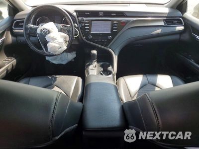 Zdjęcie 8 z 12 samochodu: 2020 TOYOTA CAMRY SE VIN:4T1G11AK3LU312792 - miniatura