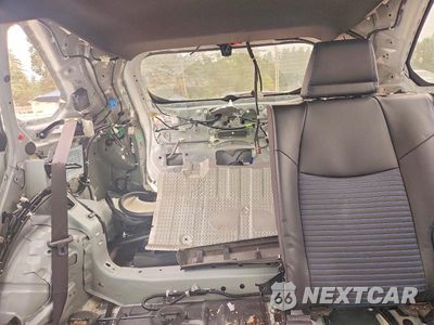 Zdjęcie 10 z 14 samochodu: 2024 TOYOTA RAV4 XSE VIN:JTME6RFV8RJ052480 - miniatura