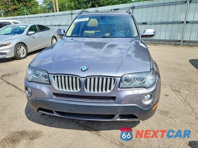 Piąte zdjęcie samochodu w środku: 2010 BMW X3 XDRIVE30I VIN:WBXPC9C49AWJ32779 - miniatura