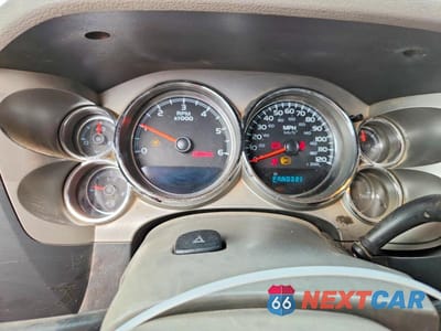 Zdjęcie 9 z 12 samochodu: 2008 GMC SIERRA C1500 VIN:2GTEC13J081335072 - miniatura