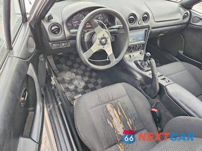 Zdjęcie 8 z 12 samochodu: 1999 MAZDA MX-5 MIATA VIN:JM1NB3539X0128994 - miniatura