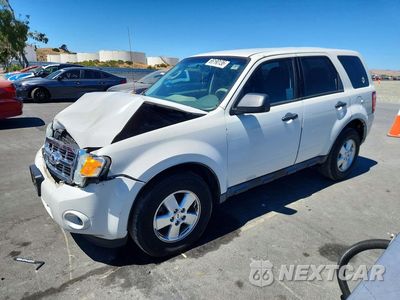 2011 FORD ESCAPE XLS 1FMCU0C75BKB48769 - główne zdjęcie licytacji z USA - miniatura