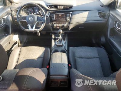 Zdjęcie 8 z 13 samochodu: 2018 NISSAN ROGUE SV VIN:JN8AT2MT7JW456639 - miniatura