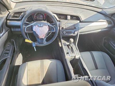 Zdjęcie 8 z 13 samochodu: 2018 HONDA CIVIC LX VIN:19XFC2F56JE011433 - miniatura