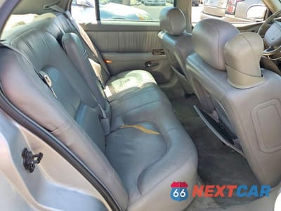Zdjęcie 10 z 12 samochodu: 2000 BUICK PARK AVENUE VIN:1G4CW52K6Y4111725 - miniatura