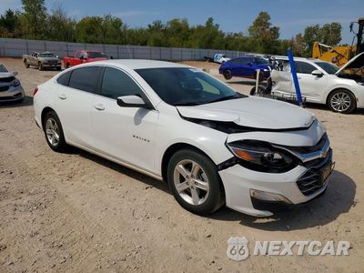 Czwarte zdjęcie samochodu z boku: 2020 CHEVROLET MALIBU LS VIN:1G1ZC5STXLF147911 - miniatura