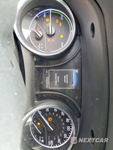 Zdjęcie 9 z 12 samochodu: 2020 TOYOTA CAMRY LE VIN:4T1C31AK4LU526053 - miniatura