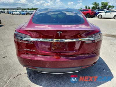 Zdjęcie 6 z 12 samochodu: 2012 TESLA MODEL S VIN:5YJSA1DP2CFS01052 - miniatura