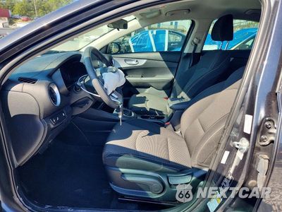 Zdjęcie 7 z 12 samochodu: 2024 KIA FORTE LXS VIN:3KPF24AD0RE836957 - miniatura