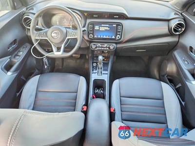 Zdjęcie 8 z 12 samochodu: 2021 NISSAN KICKS SR VIN:3N1CP5DV3ML526906 - miniatura
