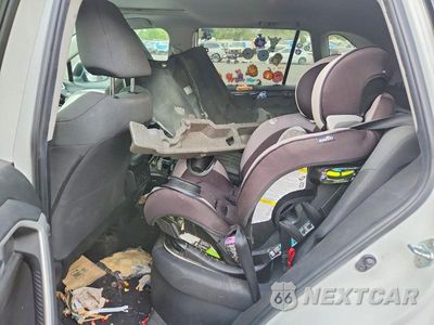 Zdjęcie 10 z 12 samochodu: 2021 TOYOTA RAV4 XLE VIN:2T3RWRFV3MW113648 - miniatura
