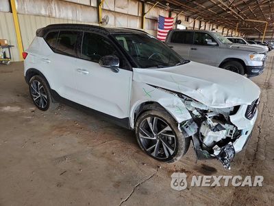 Czwarte zdjęcie samochodu z boku: 2020 VOLVO XC40 T5 R-DESIGN VIN:YV4162UM5L2348653 - miniatura