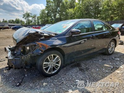 2015 TOYOTA CAMRY SE 4T1BF1FK5FU021011 - główne zdjęcie licytacji z USA - miniatura