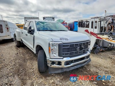 2023 FORD F350 SUPER DUTY 1FT8W3DTXPED75608 - główne zdjęcie licytacji z USA - miniatura