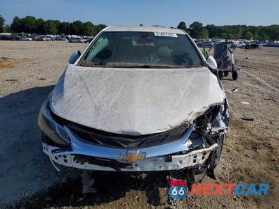 Piąte zdjęcie samochodu w środku: 2019 CHEVROLET CRUZE LT VIN:3G1BE6SM0KS597653 - miniatura