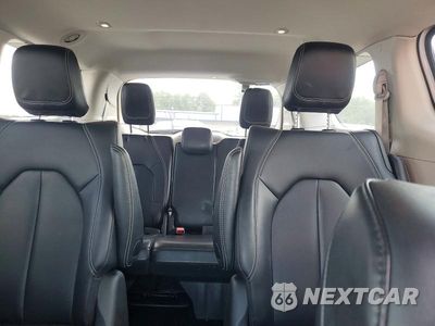 Zdjęcie 10 z 14 samochodu: 2024 CHRYSLER PACIFICA HYBRID SELECT VIN:2C4RC1S76RR108902 - miniatura