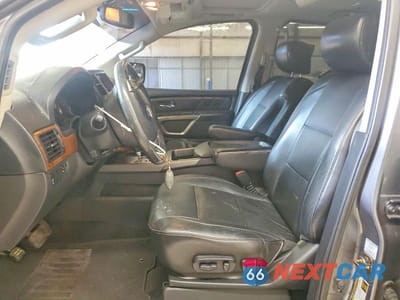 Zdjęcie 7 z 13 samochodu: 2015 NISSAN ARMADA SL VIN:5N1AA0ND4FN606356 - miniatura