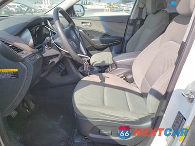 Zdjęcie 7 z 12 samochodu: 2018 HYUNDAI SANTA FE SE VIN:KM8SM4HF2JU271810 - miniatura