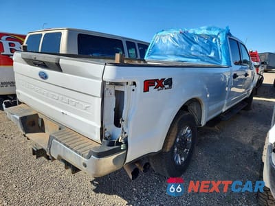 Trzecie zdjęcie samochodu z tyłu: 2022 FORD F350 SUPER DUTY VIN:1FT8W3BT3NEF26918 - miniatura