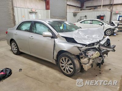 Czwarte zdjęcie samochodu z boku: 2013 TOYOTA COROLLA LE VIN:2T1BU4EEXDC003203 - miniatura